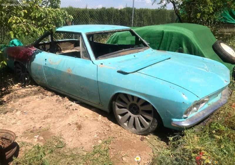 CORVAIR COUPÉ