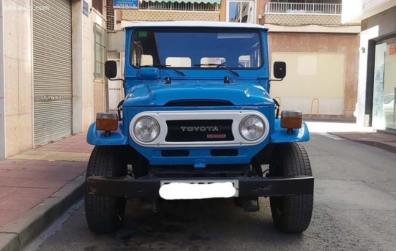 LAND CRUISER BJ 40