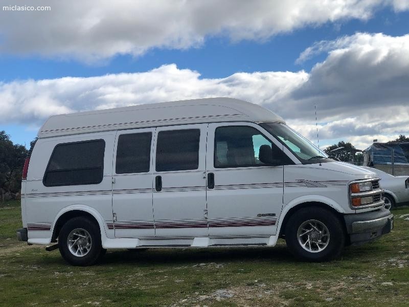 1500 Express Country Coaches Van Conversion