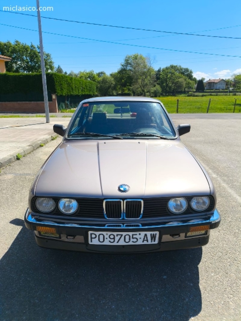 Serie 3 E30 320i