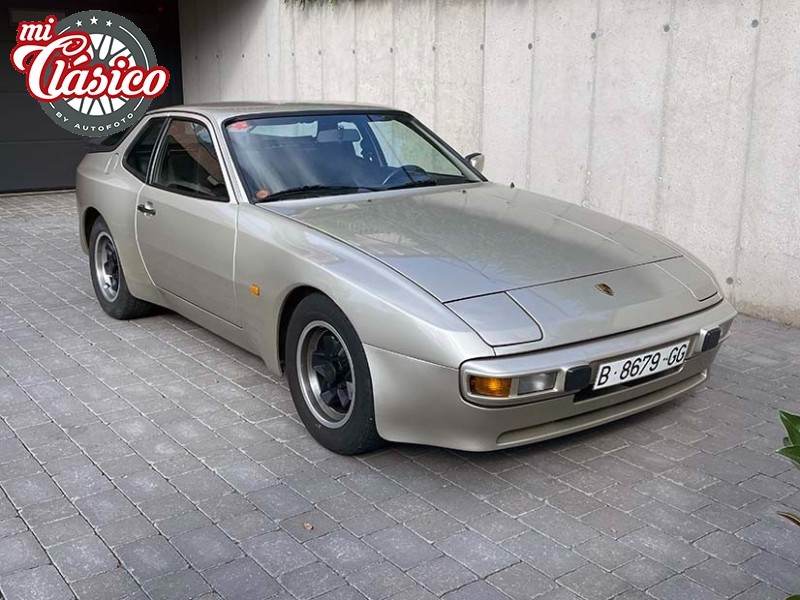 944