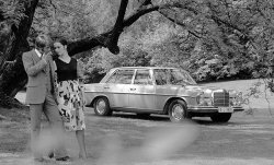 Weltpremiere des Mercedes-Benz 300 SEL 6.3 im Jahr 1968: âEines der temperamentvollsten und schnellsten Serienfahrzeuge auf dem Weltmarktâ